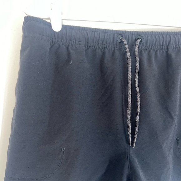 Allbirds Men's Natural Run Short - Natural Black, new with tags - Picture 8 of 12